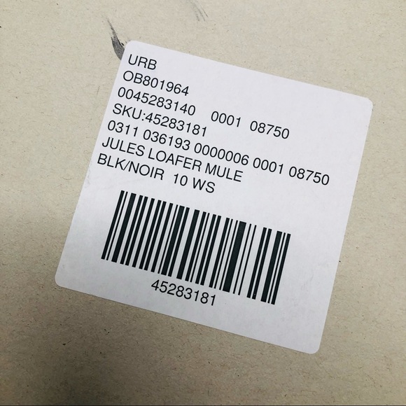 Urban Outfitters Leather Jules Loafer Mule in Black
Min Wear Sz 10 fits like 9 - Picture 6 of 9